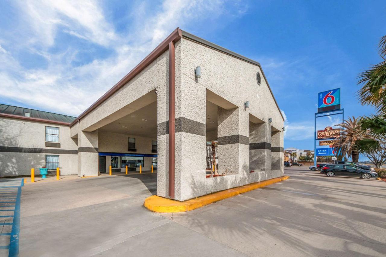 Motel 6-Laredo, Tx - North I-35 Exterior foto